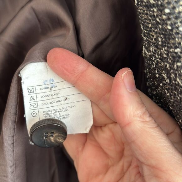 Joan & David Women Virgin Wool blend Tweed Blazer - Black and tan size 42/8 EUC - Picture 9 of 11